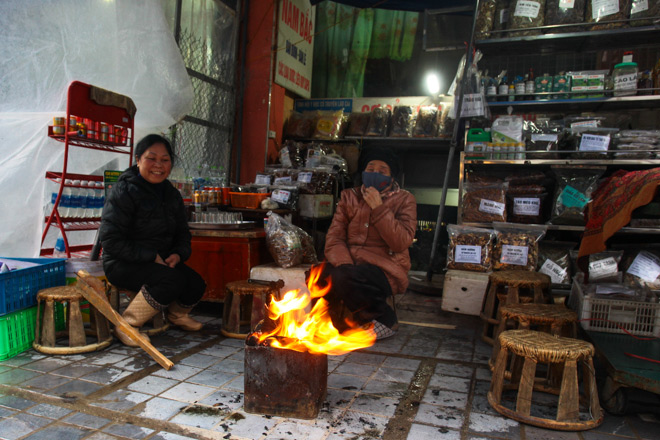 Rét dưới 3 độ C, dân Sa Pa chống chọi bằng những cách độc đáo này